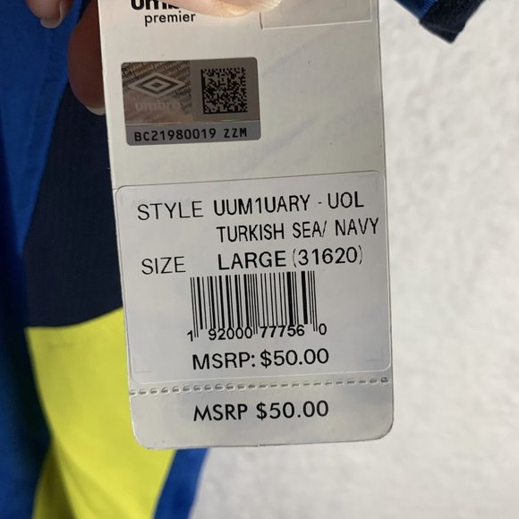 Umbro T-Shirt Men Size Large Turkish Sea/Navy V-Neck Short Sleeve Pullover 6339 - Picture 4 of 8